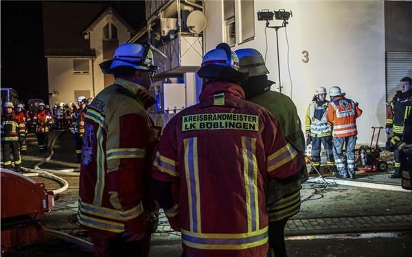 In der Neujahrsnacht 2023 hielt ein Tiefgaragenbrand in Hildrizhausen die Feuerwehr auf Trab. GB-Foto (Archiv): SDMG/Dettenmeyer
