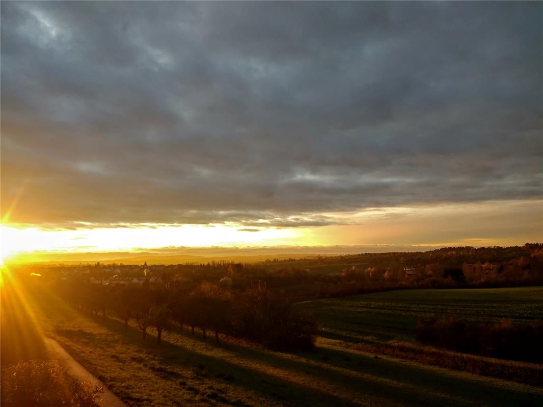  Dagmar Weber  aus Herrenberg  hat diese Morgenstimmung eingefangen. 