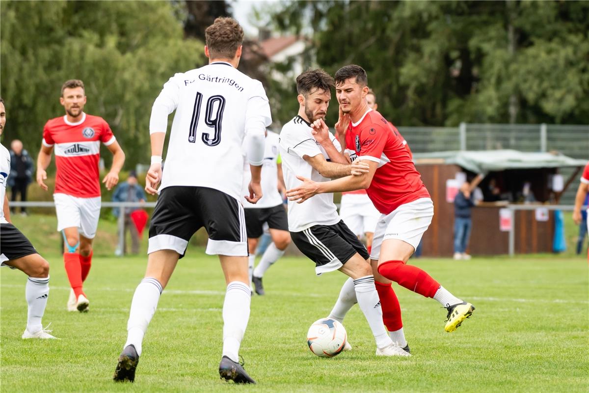 19 Joshua Stegitz (FC Gaertringen), GER, Fussball, Landesliga, Spvgg. Trossingen...