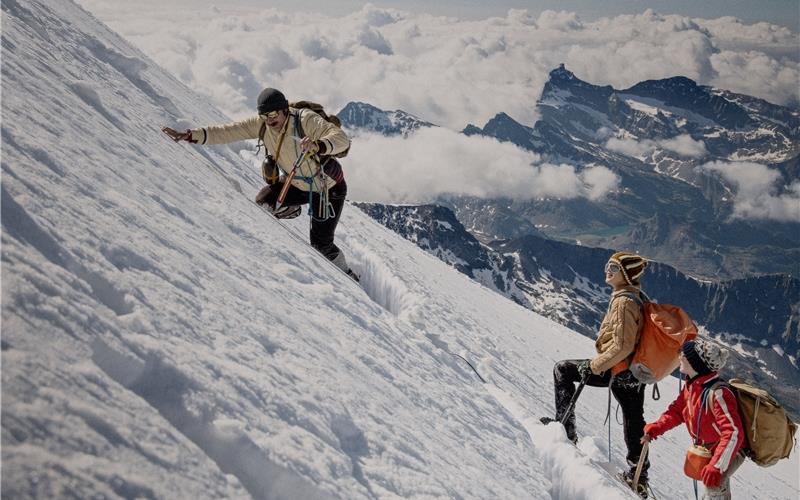 Acht Berge: Der belgische Film spielt vor einer überwältigenden Alpenkulisse. GB-Foto: © DCM/Alberto Novelli