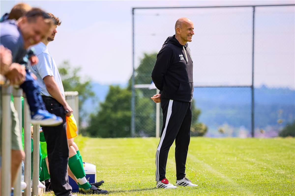 Alex Weinberger   SSV Walddorf vs. VFL Herrenberg II, Frauenfussball, Bezirkslig...