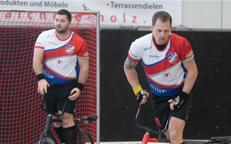 Als Aufsteiger in die zweite Liga geht es für Kevin Seeber (links) und Markus Schäfer primär um den Klassenerhalt. GB-Foto: Schmidt