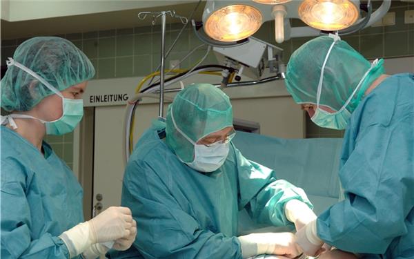 Am Krankenhaus in Herrenberg finden keine Operationen statt, für die in wenigen Jahren eine Mindestmenge vorgeschrieben wird. GB-Foto (Archiv): Holom