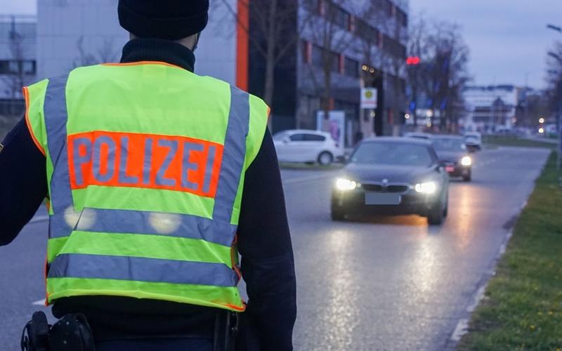 Am Pfingstwochenende ignorierten viele Fahrer Verkehrbeschränkungen in Böblingen/Sindelfingen und missachteten die Corona-Verordnung GB-Foto (Archiv): SDMG/Dettenmeyer