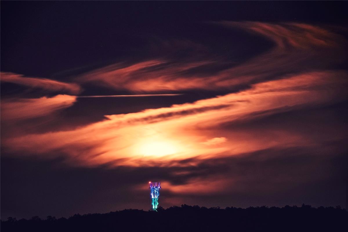 "Am Samstag wurde der Schönbuchturm beleuchtet, ich hatte keine Lust, mich unter...