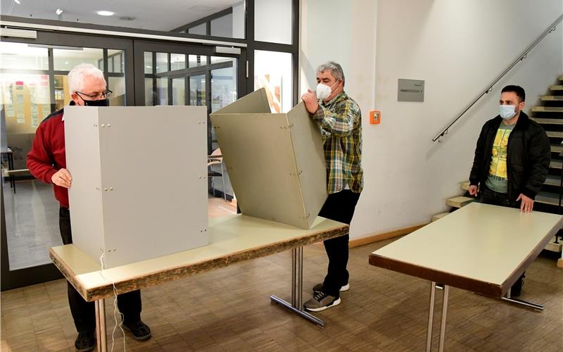 Am gestrigen Freitag wurde im Herrenberger Bürgeramt ein Wahllokal eingerichtetGB-Foto: Holom
