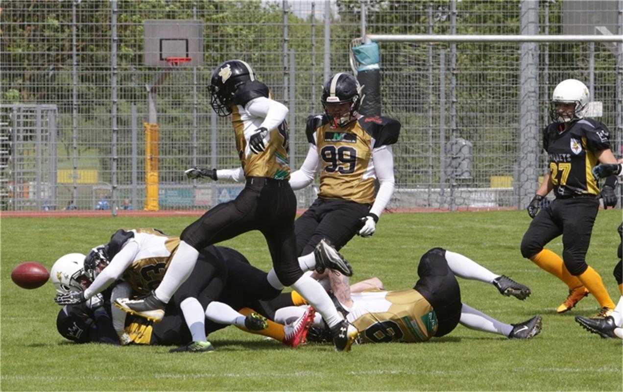 American Football Bondorf Bulls gegen Dornhan am 11.5.2019 Bäuerle