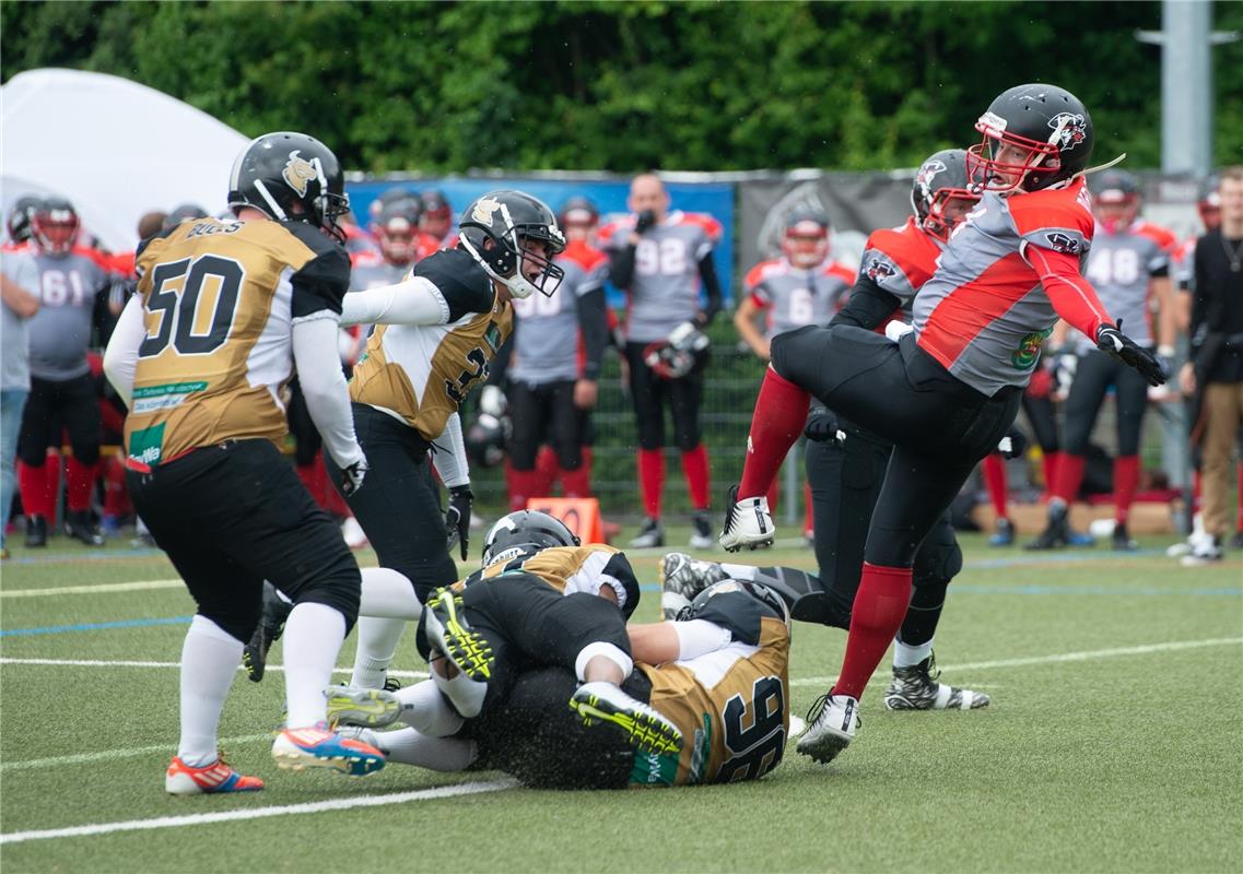 American Football Bondorf Bulls gegen Konstanz Pirates  6 /2019 Foto: Schmidt