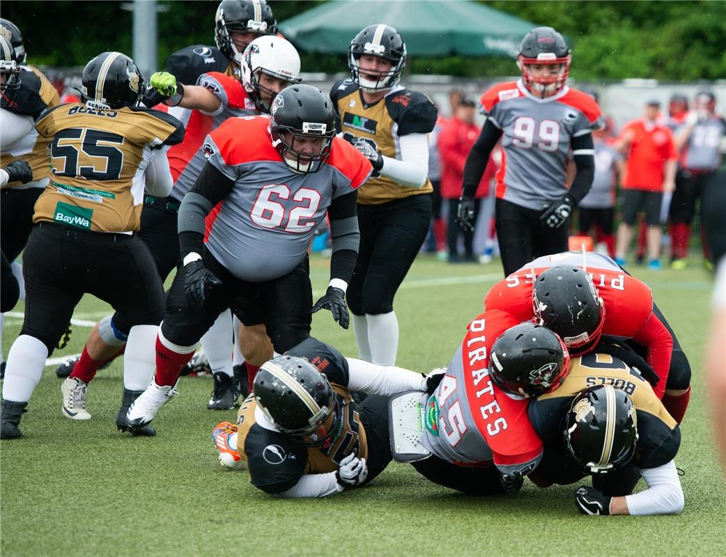 American Football Bondorf Bulls gegen Konstanz Pirates  6 /2019 Foto: Schmidt