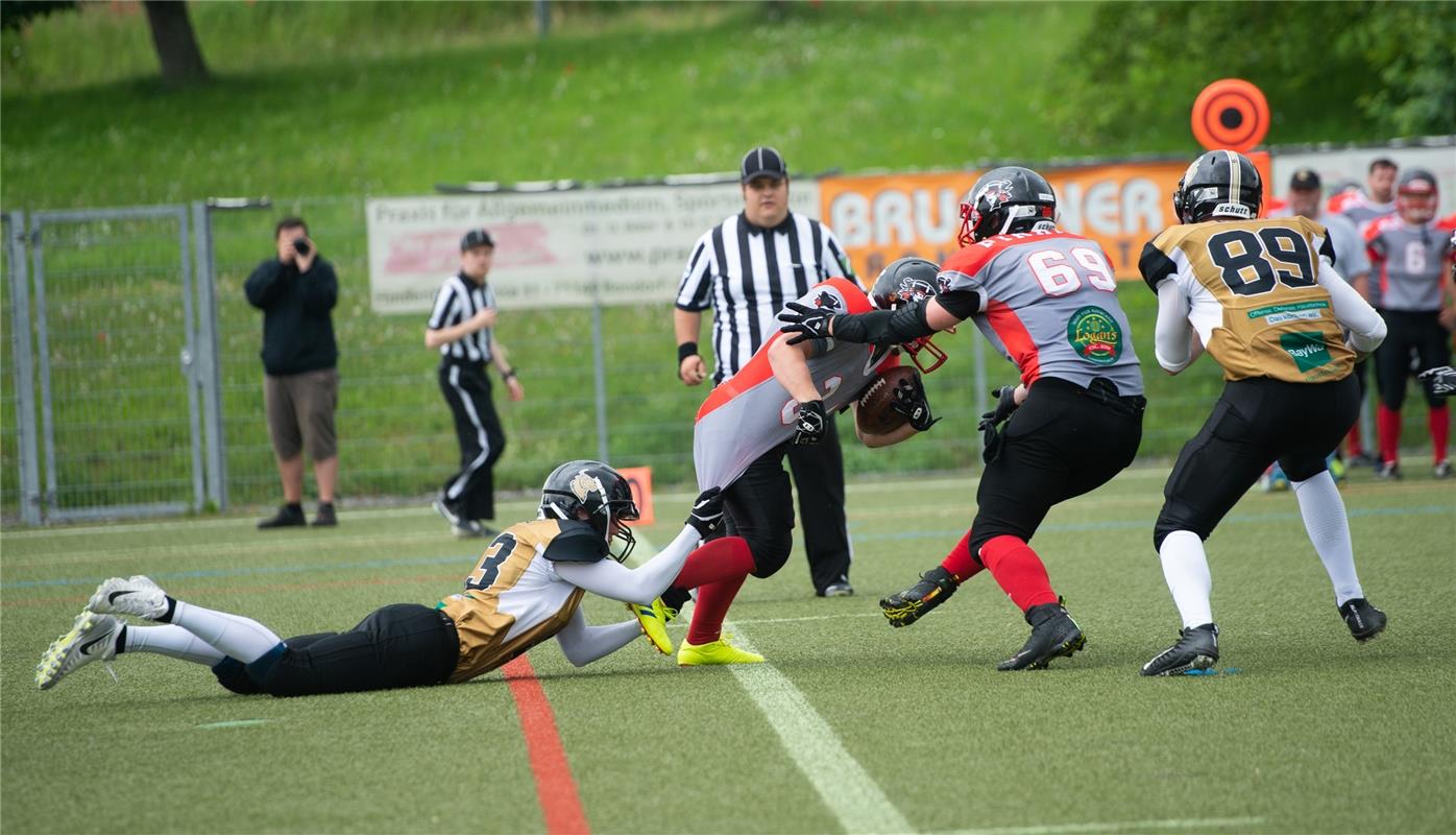 American Football Bondorf Bulls gegen Konstanz Pirates  6 /2019 Foto: Schmidt