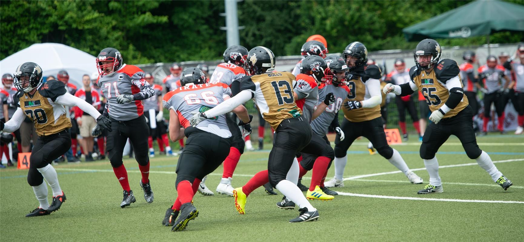 American Football Bondorf Bulls gegen Konstanz Pirates  6 /2019 Foto: Schmidt