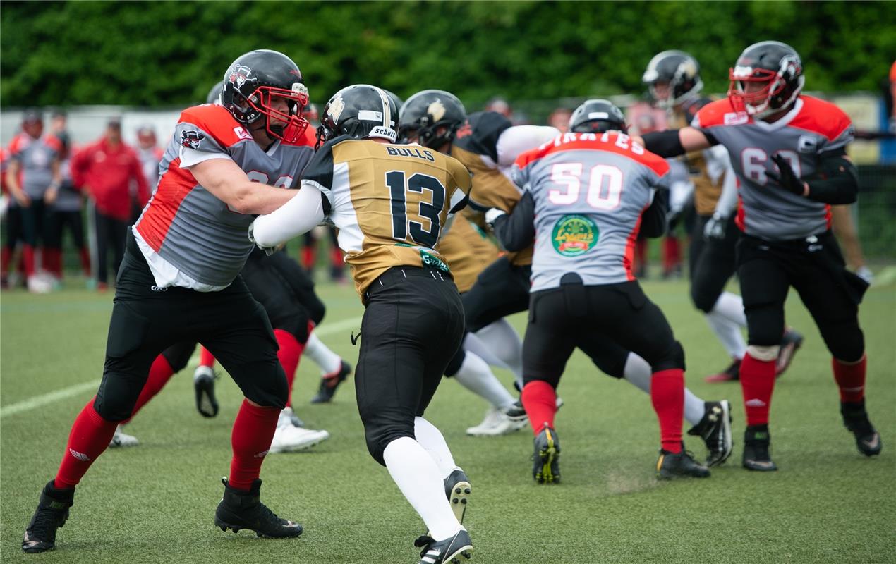 American Football Bondorf Bulls gegen Konstanz Pirates  6 /2019 Foto: Schmidt