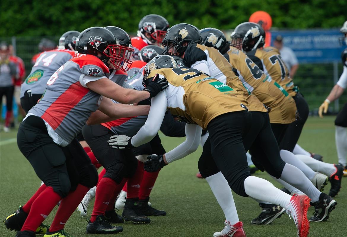 American Football Bondorf Bulls gegen Konstanz Pirates  6 /2019 Foto: Schmidt