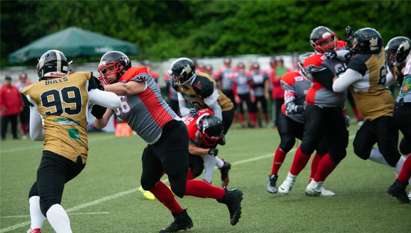 American Football Bondorf Bulls gegen Konstanz Pirates  6 /2019 Foto: Schmidt