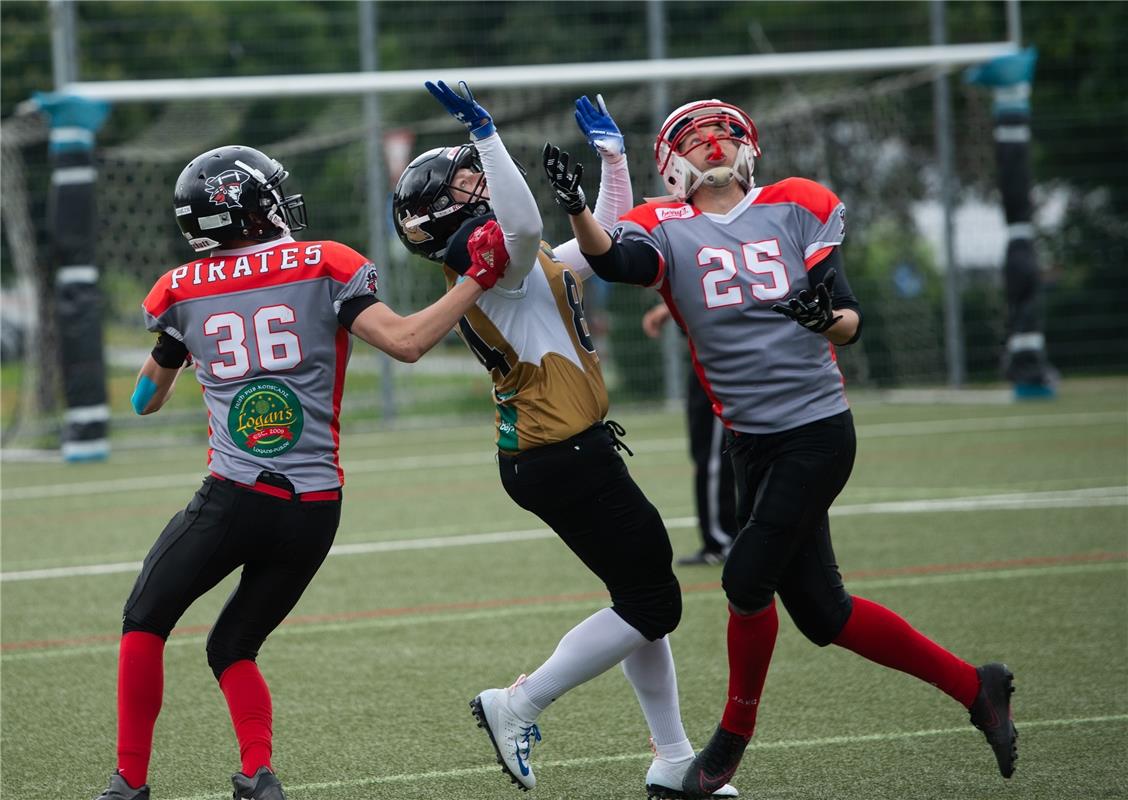 American Football Bondorf Bulls gegen Konstanz Pirates  6 /2019 Foto: Schmidt