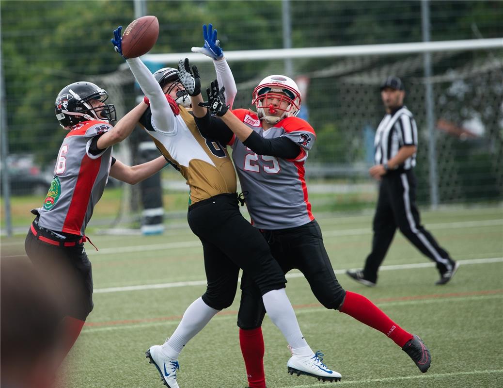 American Football Bondorf Bulls gegen Konstanz Pirates  6 /2019 Foto: Schmidt