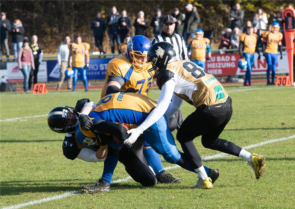 American Football  Endspiel der Kreisliga, Bondorf Bulls gegen Backnang Wolverin...