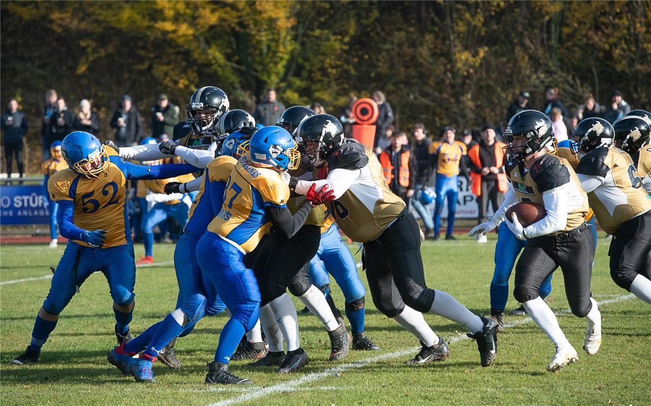 American Football  Endspiel der Kreisliga, Bondorf Bulls gegen Backnang Wolverin...