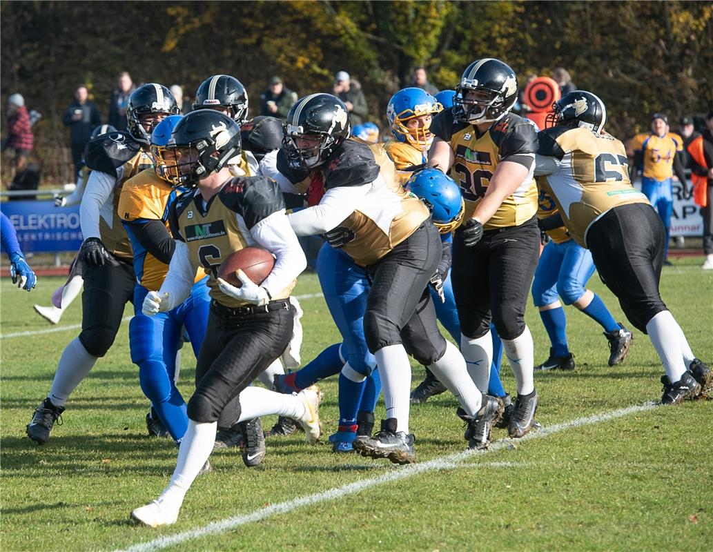 American Football  Endspiel der Kreisliga, Bondorf Bulls gegen Backnang Wolverin...