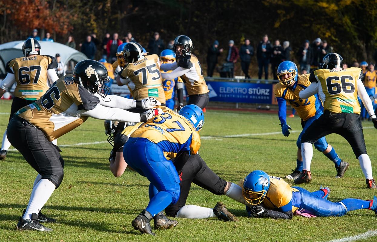 American Football  Endspiel der Kreisliga, Bondorf Bulls gegen Backnang Wolverin...