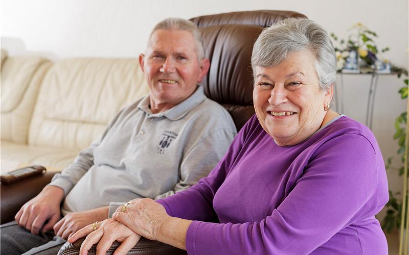 Anny Hätinger hat von Bundespräsident Frank-Walter Steinmeier einen Preis für die langjährige, hingebungsvolle Pflege ihres Mannes Werner erhalten. GB-Foto: Amsel/Jan Potente