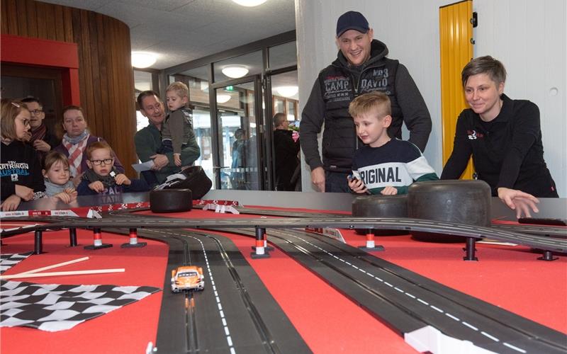 Auch Luca Elias Görlich versuchte sich als Rennfahrer GB-Foto: Vecsey