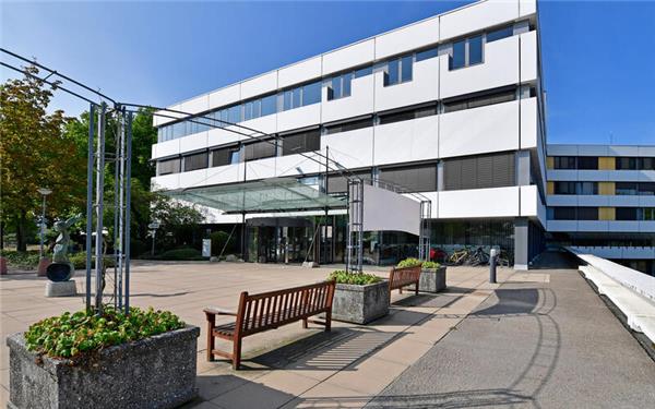 Auch das Leonberger Krankenhaus verliert seine Geburtshilfe – aber deutlich früher als geplant. GB-Foto