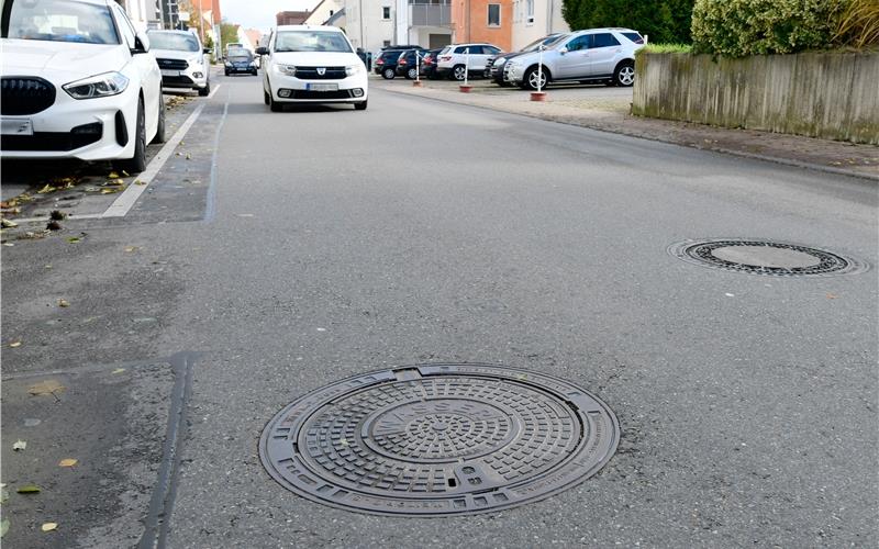Auch in der Ergenzinger Straße sind Schächte und das Kanalsystem sanierungsbedürftig. GB-Foto: Holom