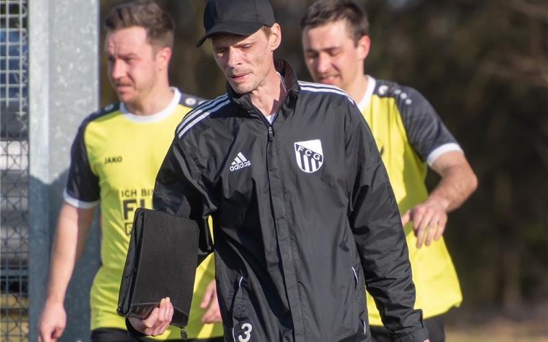 Auch in der Kreisliga B weiter an Bord: Coach Timo Sauer ist sich für keinen Job zu schade und will dem FC Gärtringen etwas zurückgeben. GB-Foto: Vecsey