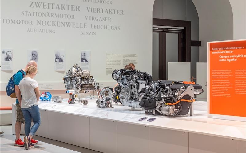 „Gäubote“-Familien-Tour: Die ganze Bandbreite der Antriebe Auf der 810 Quadratmeter großen Ausstellungsfläche sind etwa 130 Objekte zu sehen. GB-Foto: Reinhard Krause/Deutsches Museum