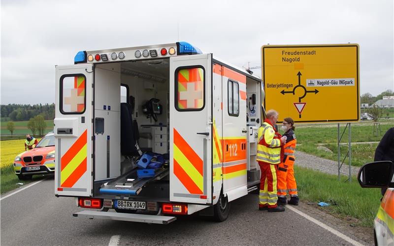 Pkw erfasst 87-jährigen Radfahrer bei Jettingen und verletzt ihn schwer Auf der K1071 wurde ein Radfahrer schwer verletzt. GB-Foto (Symbolbild): SDMG/Dettenmeyer