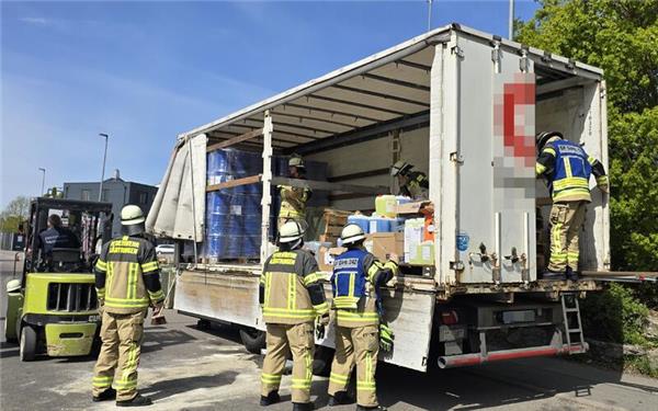 Ausgelaufene Flüssigkeit war nur Waschmittel, kein Gefahrgut