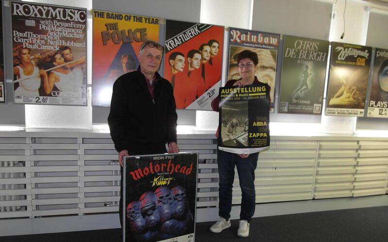 Autor Christoph Wagner und Einrichtungsleiterin Illja Widmann zeichnen für die Sonderausstellung „Von ABBA bis Zappa“ verantwortlich. GB-Foto: Staber