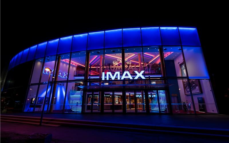 „Gäubote“-Familien-Tour: Größte Kinoleinwand begeistert Zuschauer Beeindruckend: Das Kino mit der größten Filmleinwand.GB-Foto: Imax Leonberg