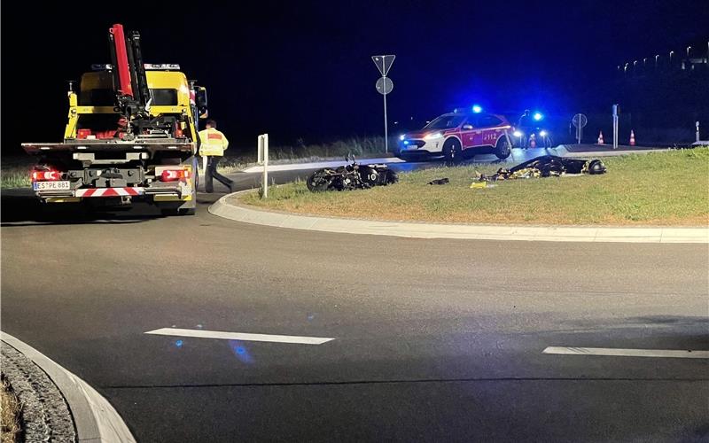 56-jähriger Motorradfahrer verunglückt tödlich auf der Kreisstraße 4346 Bei einem Kreisverkehr an der Kreisstraße 4346 geschah am Sonntagmorgen der tödliche Verkehrsunfall. GB-Foto: SDMG/Schulz