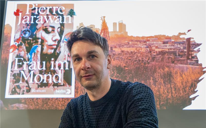 Bestseller-Autor Pierre Jarawan kommt mit seiner „Frau im Mond“ zur Lesung in die Stadtbibliothek Herrenberg.GB-Foto: Vecsey