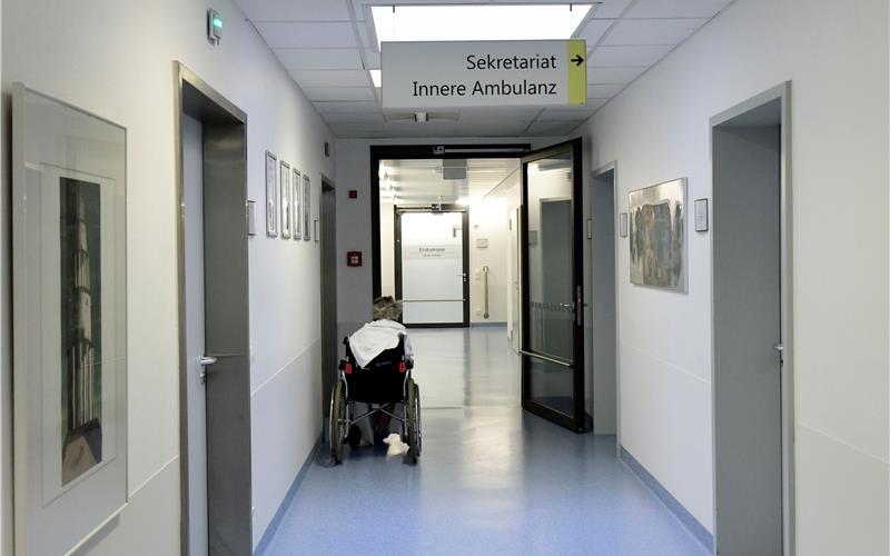 Besucherstopp im Krankenhaus ab Donnerstag Besuche im Krankenhaus sind ab Donnerstag nur in Ausnahmefällen möglich GB-Foto (Archiv): Holom