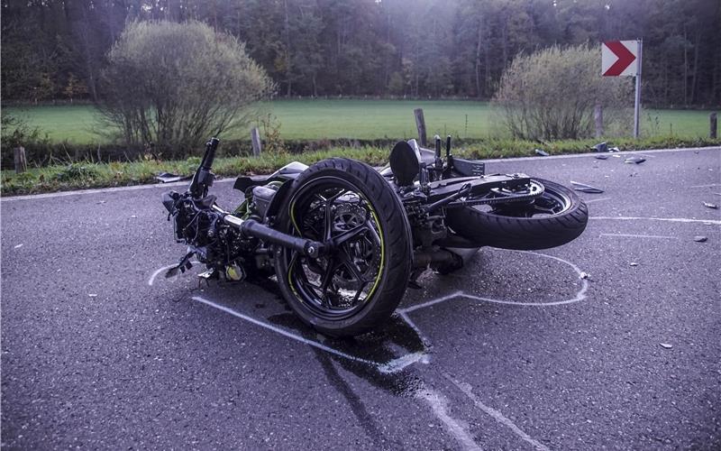 Motorradfahrer bei Unfall am Mittwochabend bei Mauren schwer verletzt