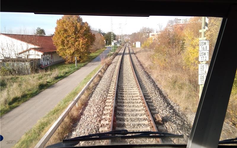 Schleifzug auf den Schienen Schleifzug auf den Schienen