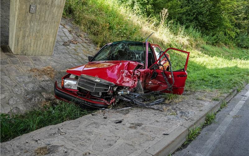 Zusammenstoß auf L1184 bei Bondorf mit drei Verletzten