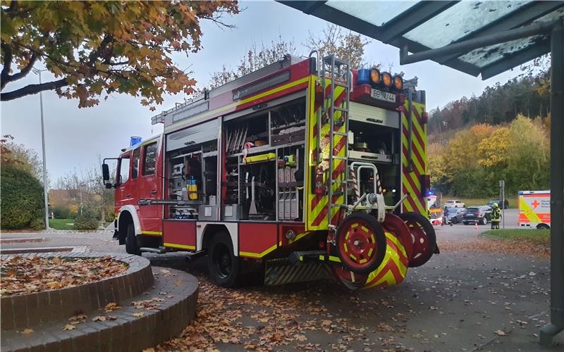Heizraum raucht: Feuerwehr evakuiert Grundschule Nufringen Heizraum raucht: Feuerwehr evakuiert Grundschule Nufringen