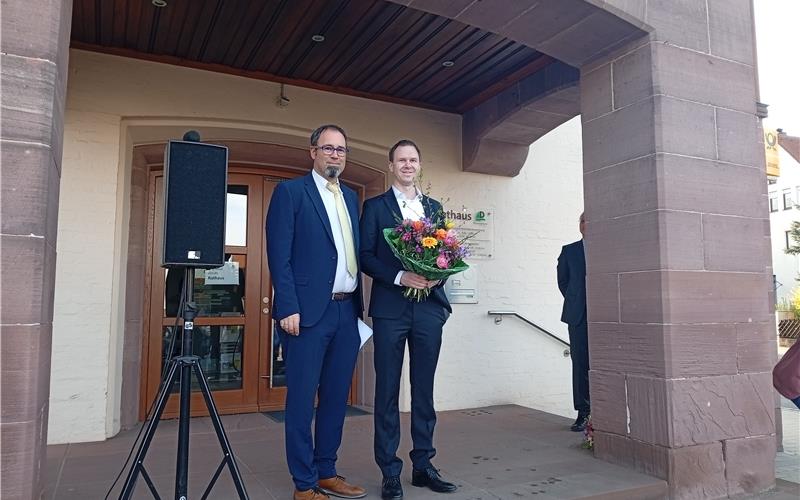 Dennis Mews mit 89 Prozent zum neuen Bürgermeister in Deckenpfronn gewählt