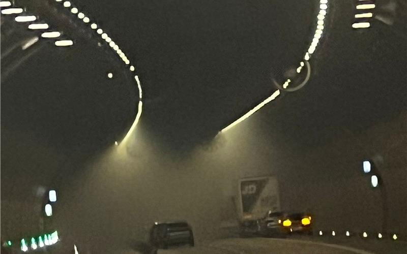 Engelbergtunnel nach Pkw-Brand zeitweise gesperrt