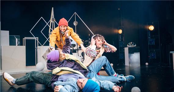 „Gäubote“-Adventskalender: Auch im LTT istdie Schneekönigin