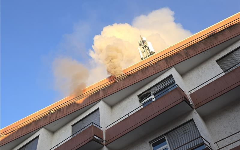 Küchenbrand in einem Mehrfamilienhaus 