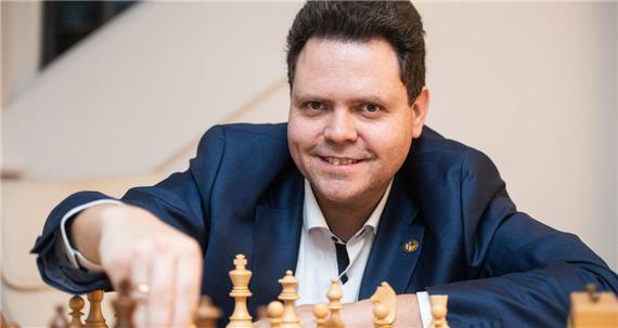 Frauen als Schachtrainerinnen gesucht