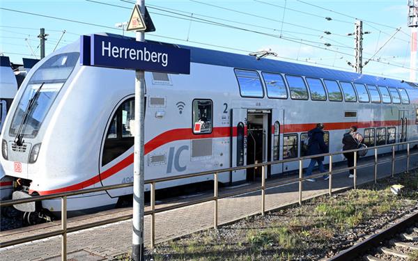 Herrenberg kämpft um den Fernverkehrsanschluss: Petition für den IC-Halt im Gäu