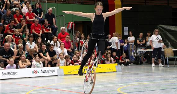 Kim Zarnetzki fährt überlegen zum DM-Titel
