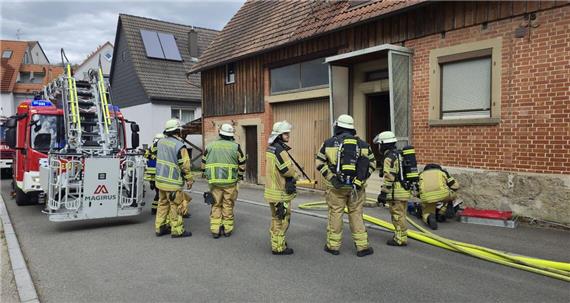 Polizei schließt Brandstiftung nicht aus