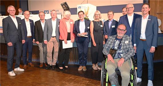 Plus bei Privatkunden, Minus bei Firmenkunden